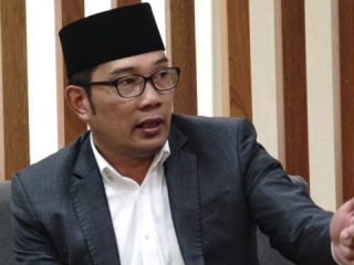 Di Novel Buya Hamka, A Fuadi Angkat Kisah Hamka dengan Bung Karno dan Haji Rasul